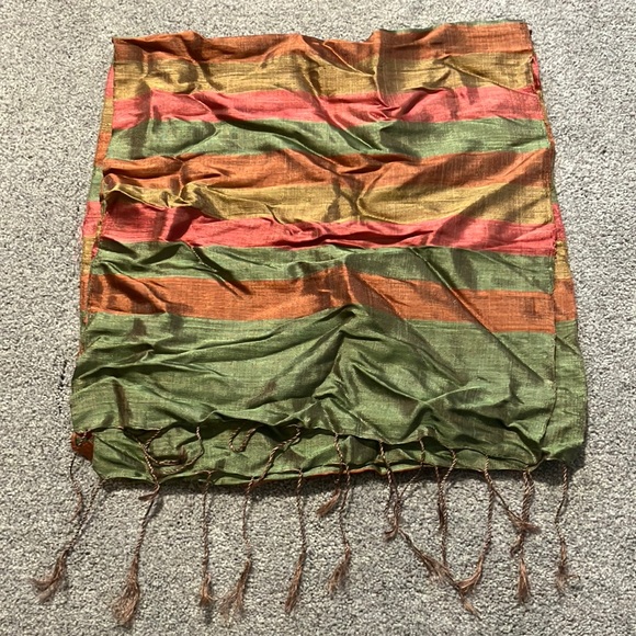 Coloured striped scarf - Picture 1 of 2